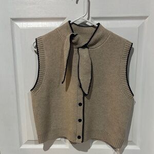 Commense Cream Knit Vest with Bow Accent